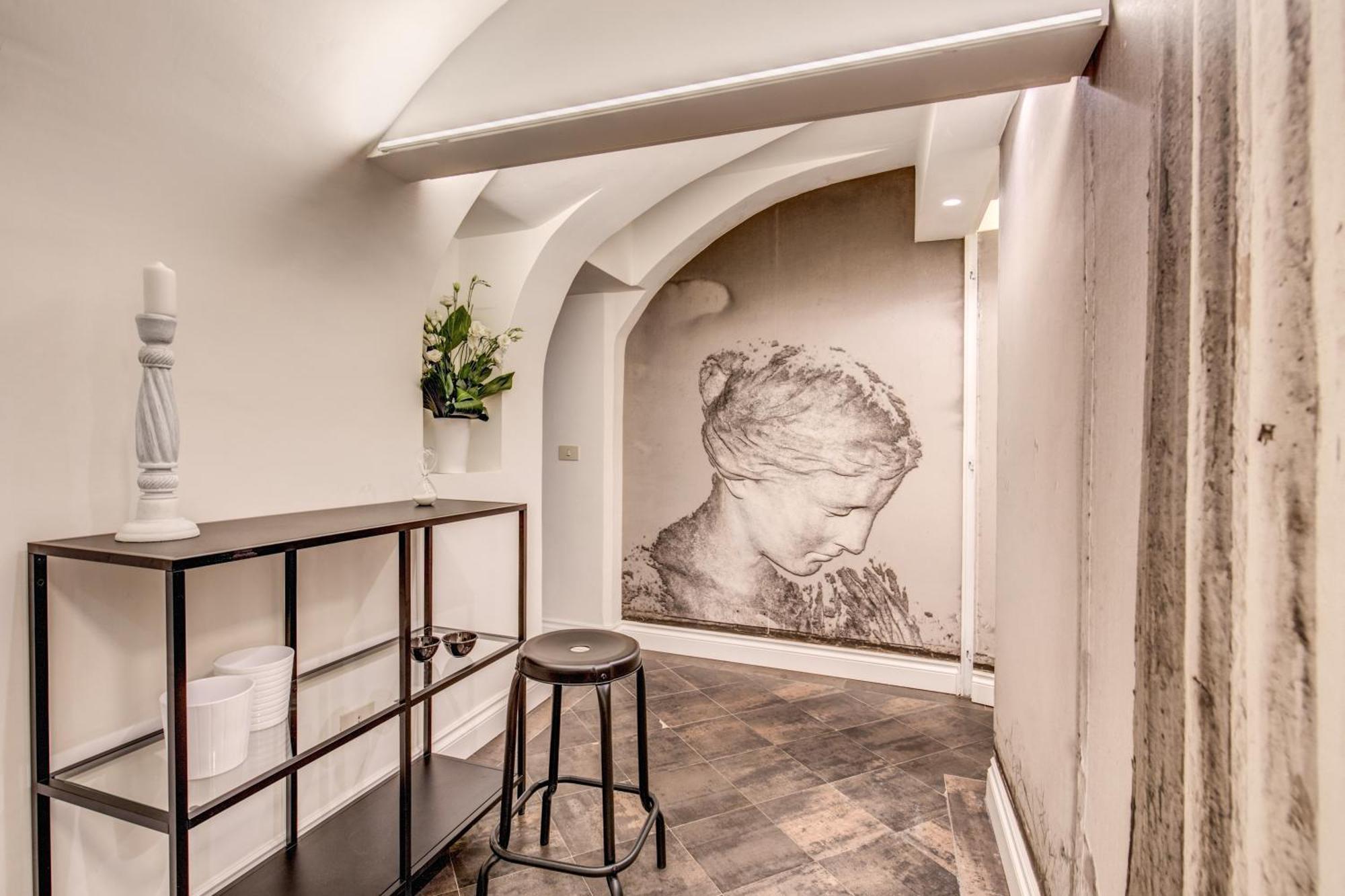 Apartment Cozy Flat In Front Of Fori Imperiali Rom
