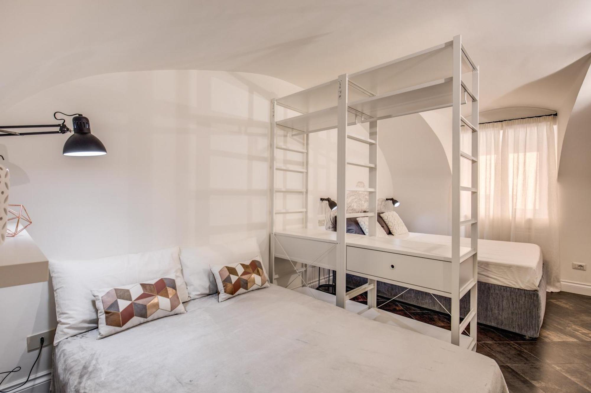 Apartment Cozy Flat In Front Of Fori Imperiali Rom